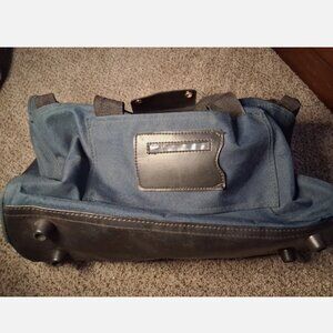 Perri cardin green vintage army travel bag